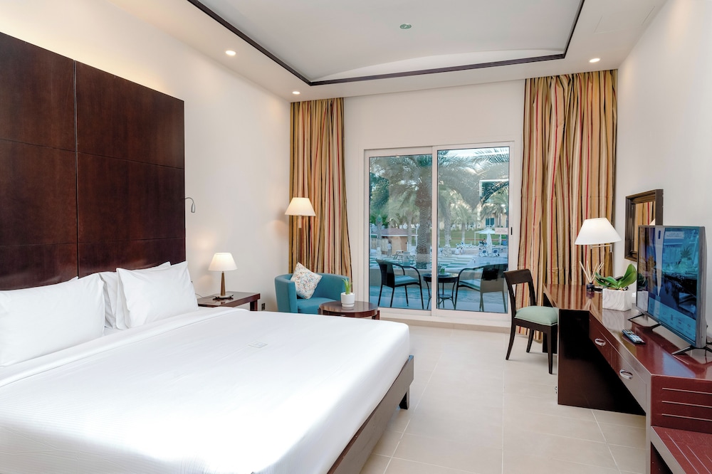 Abu Dhabi Vacations - Metropolitan Al Mafraq Hotel - Property Image 3