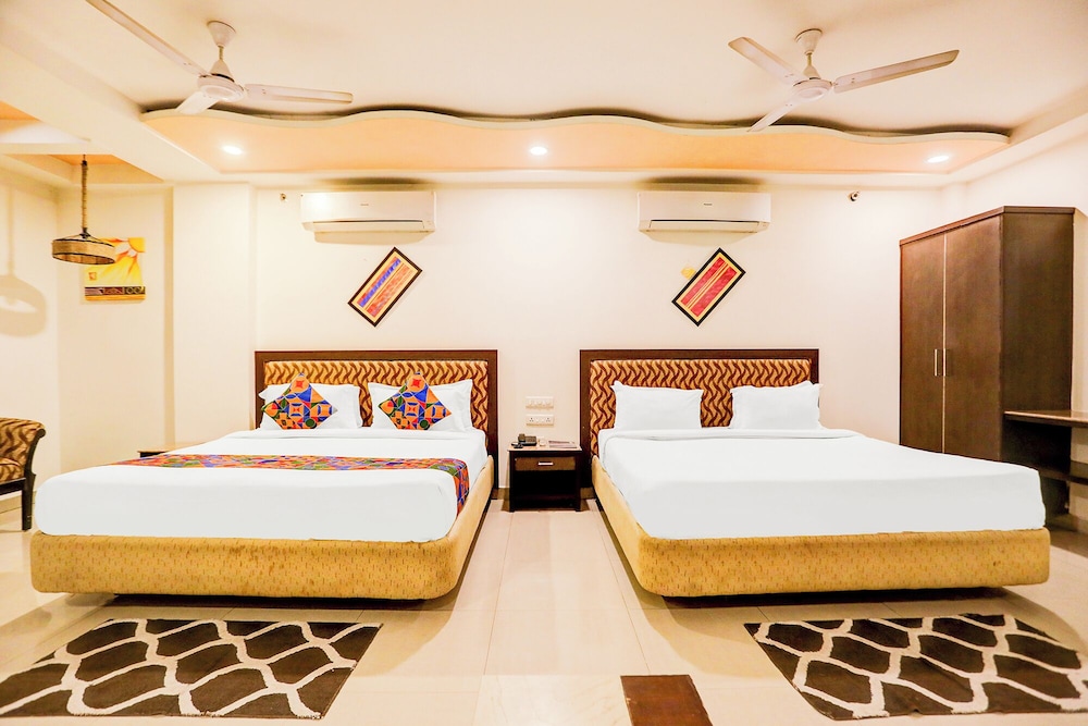 Fabhotel Suncity