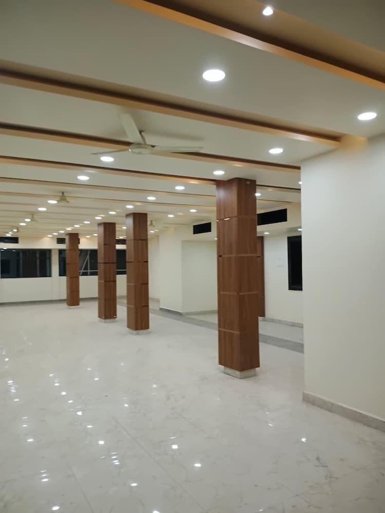 Hotel Keshav