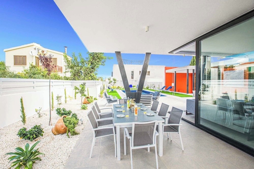 Villa Pontus CR5