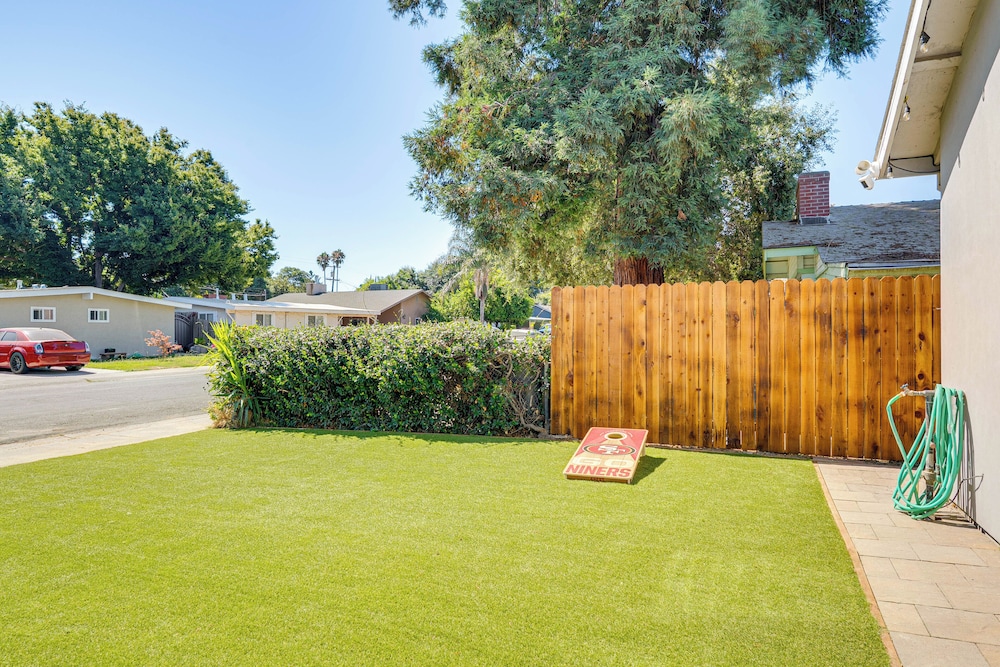 2 Mi to Dtwn: Home w/ Private Pool in Sacramento