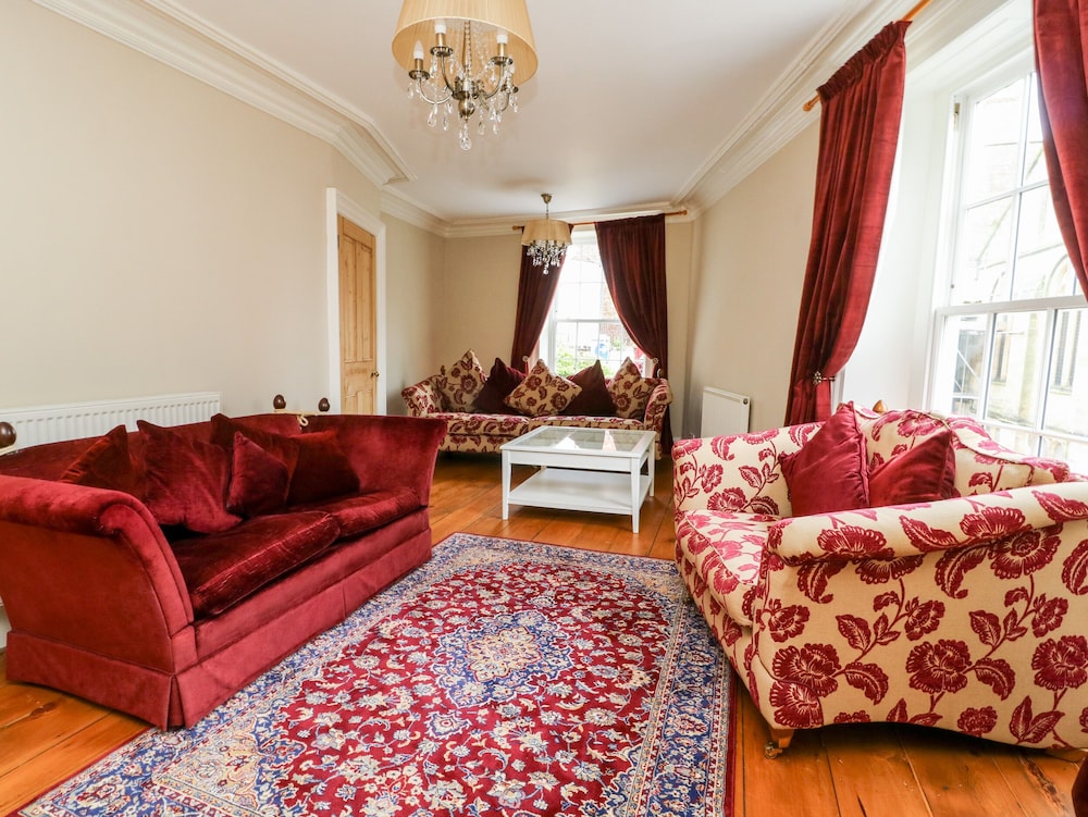 Trillo House