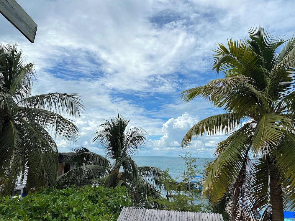 ZNA Beach House