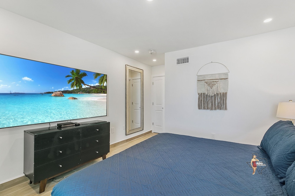 Bahia Mar Solare Resort Condos