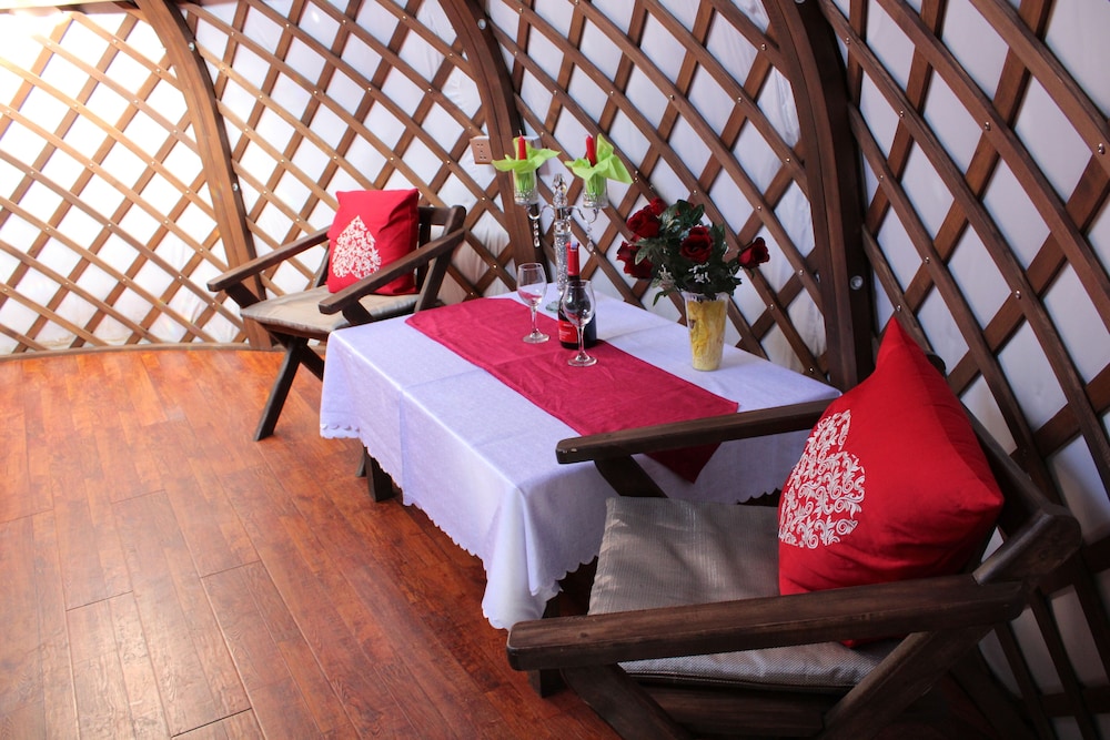 Khumug Tour Resort