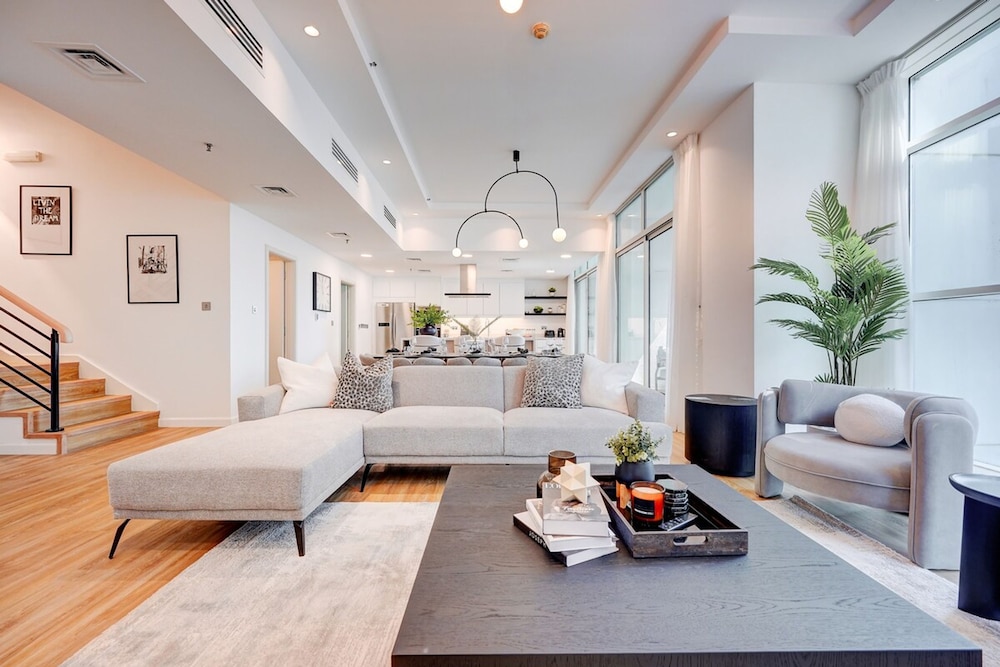 Elegant 4BR - Perfect Stay for Families in Marina
