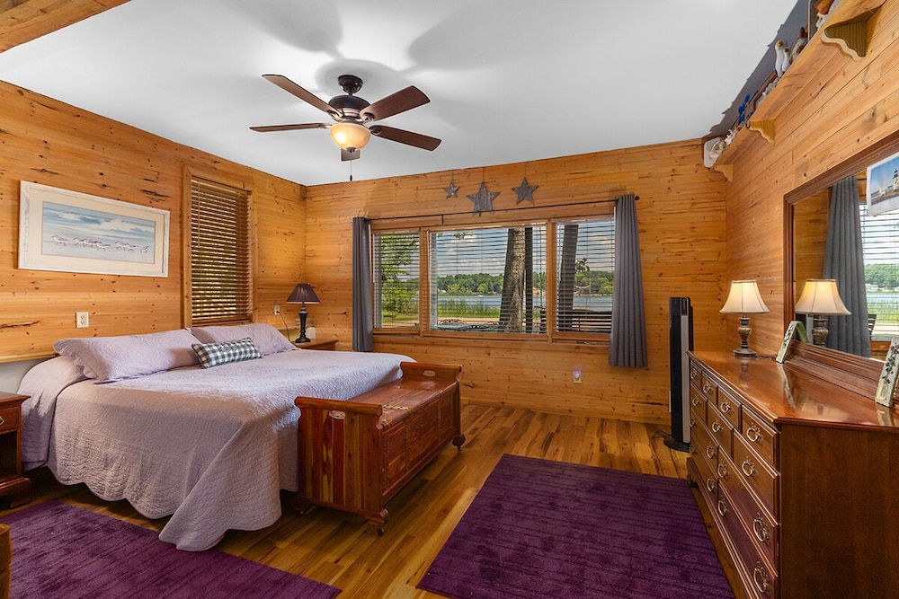 Cabin Retreat on Big Crooked Lake view 5