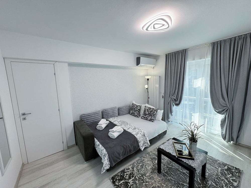 Sunrise Apartments City Center
