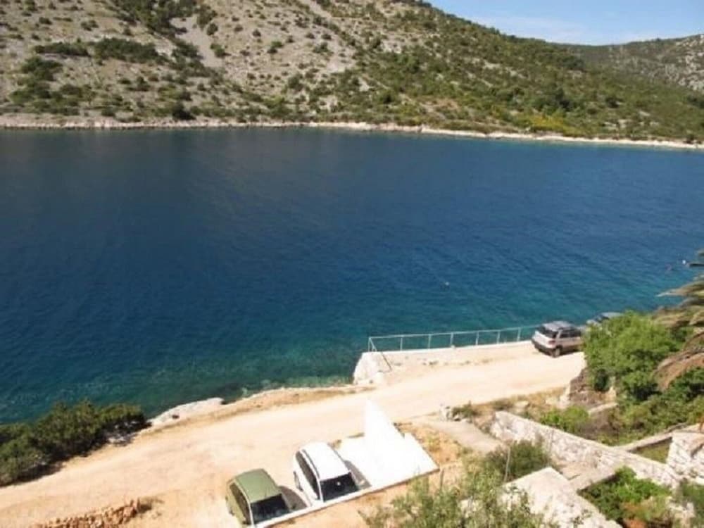Ljubi - 20 m From Beach - A1 view 5