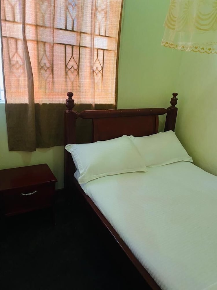 Kalifonia Guest House view 4