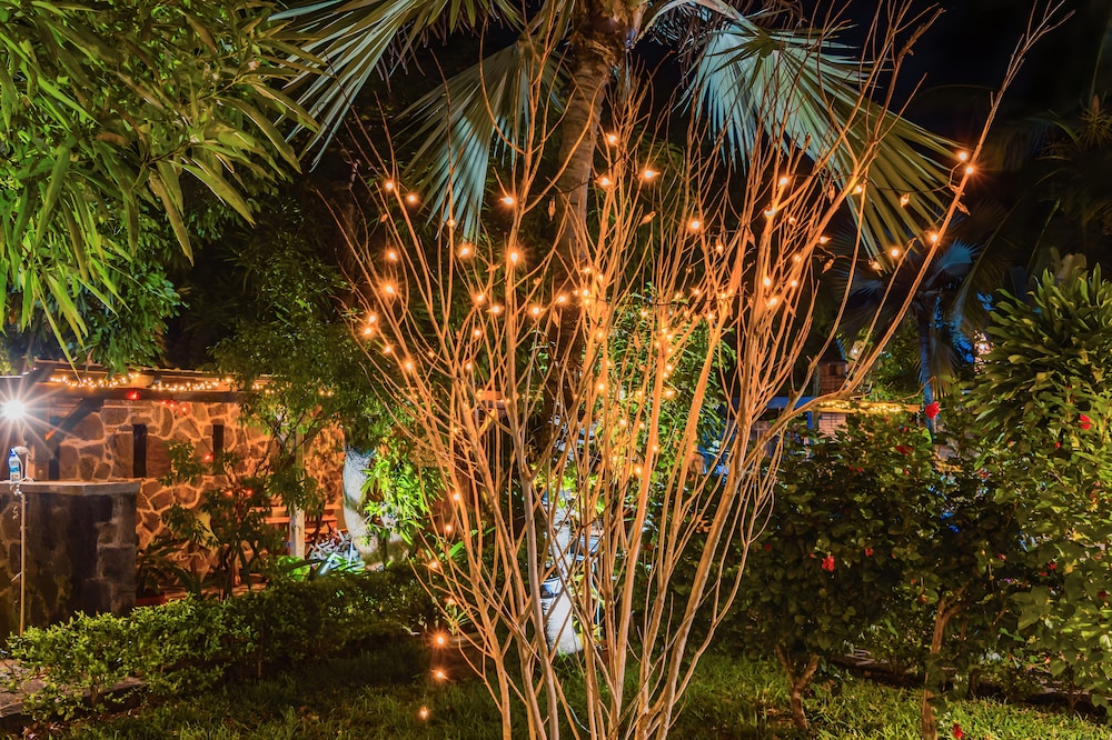 Laurels Villas