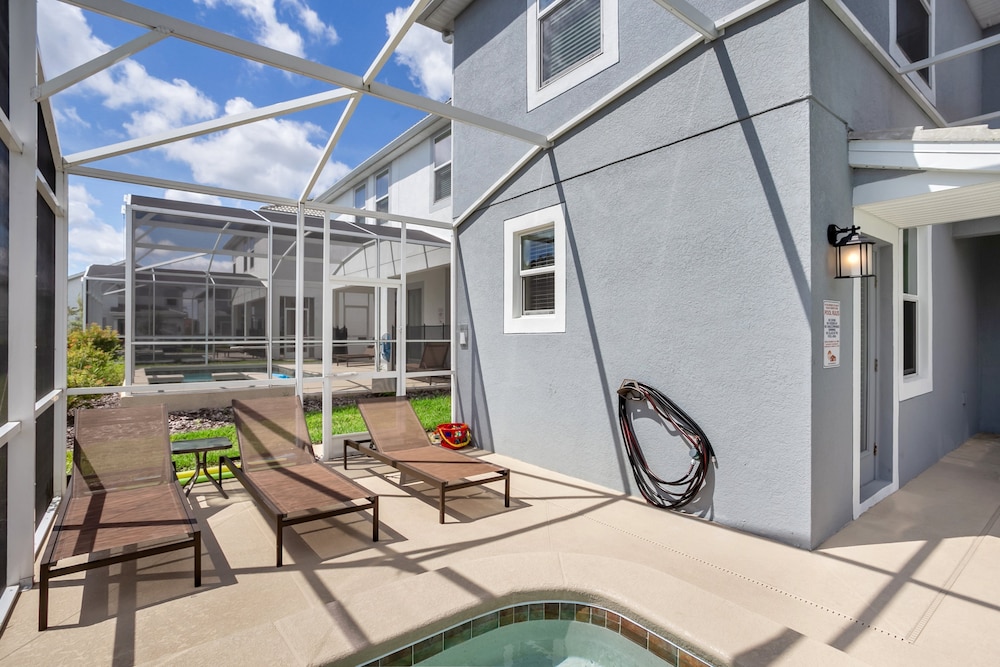 5 Bdrm Gated Golf Community Villa - Image 5