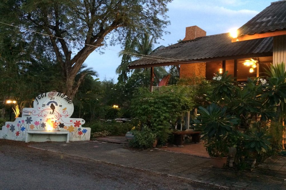 Feel at Home Hua Hin
