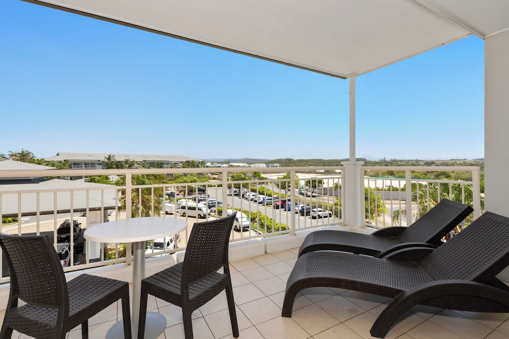 Resort Rooms on Gunnamatta Avenue