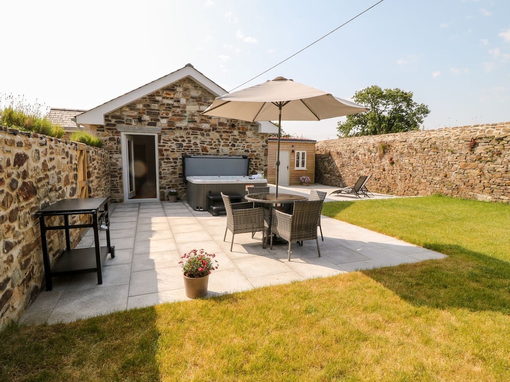 Pear Tree Cottage