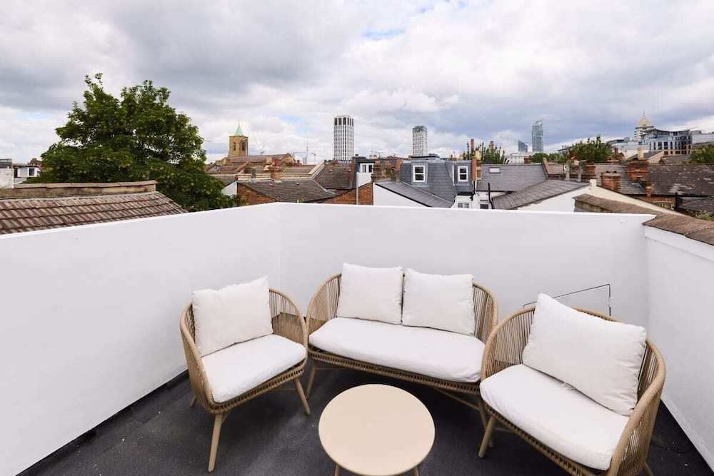 The Fulham Arms - Elegant 3bdr Flat With Terrace