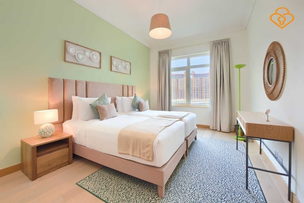 Building No. 2 Shoreline  Palm Jumeirah - Apartment 405