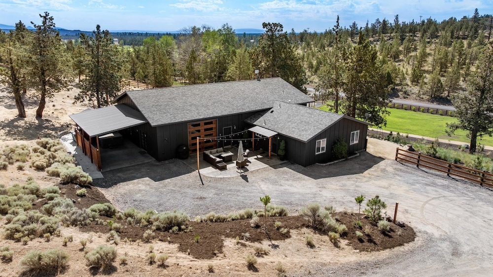 Tumalo Ranch 4 Bedroom Home
