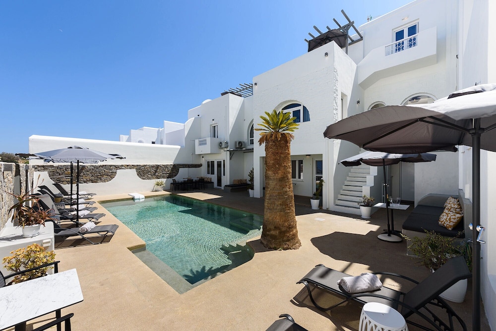 Vammos Luxury Apartments
