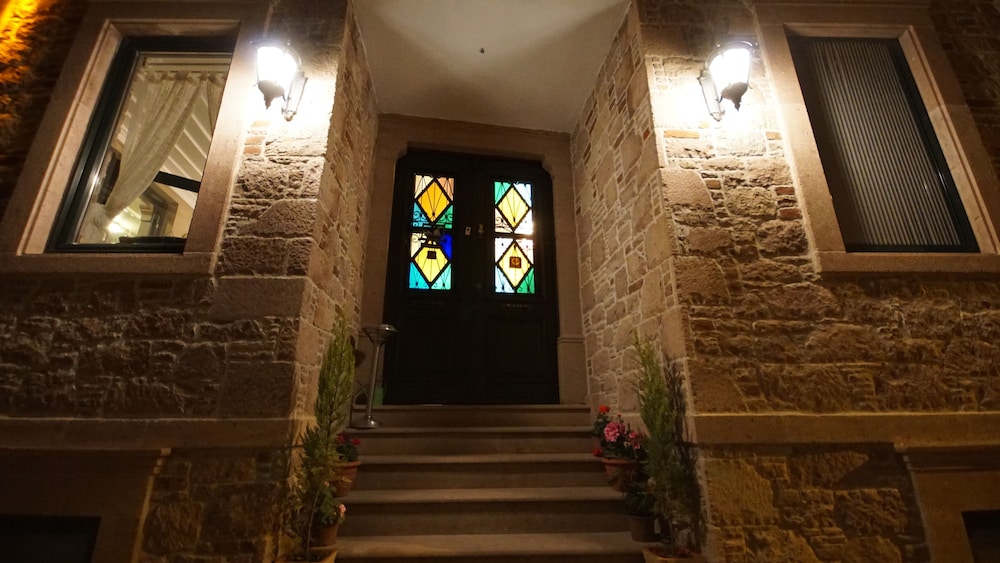 Hotel Fikret Bey Konagi - Image 1