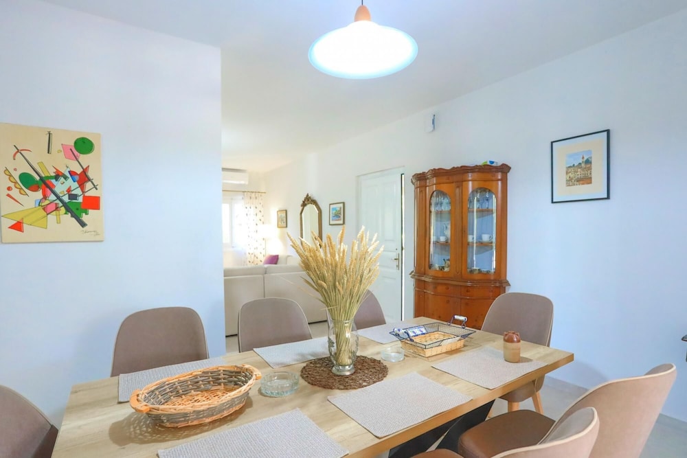 Achilleion Forest Villa view 4