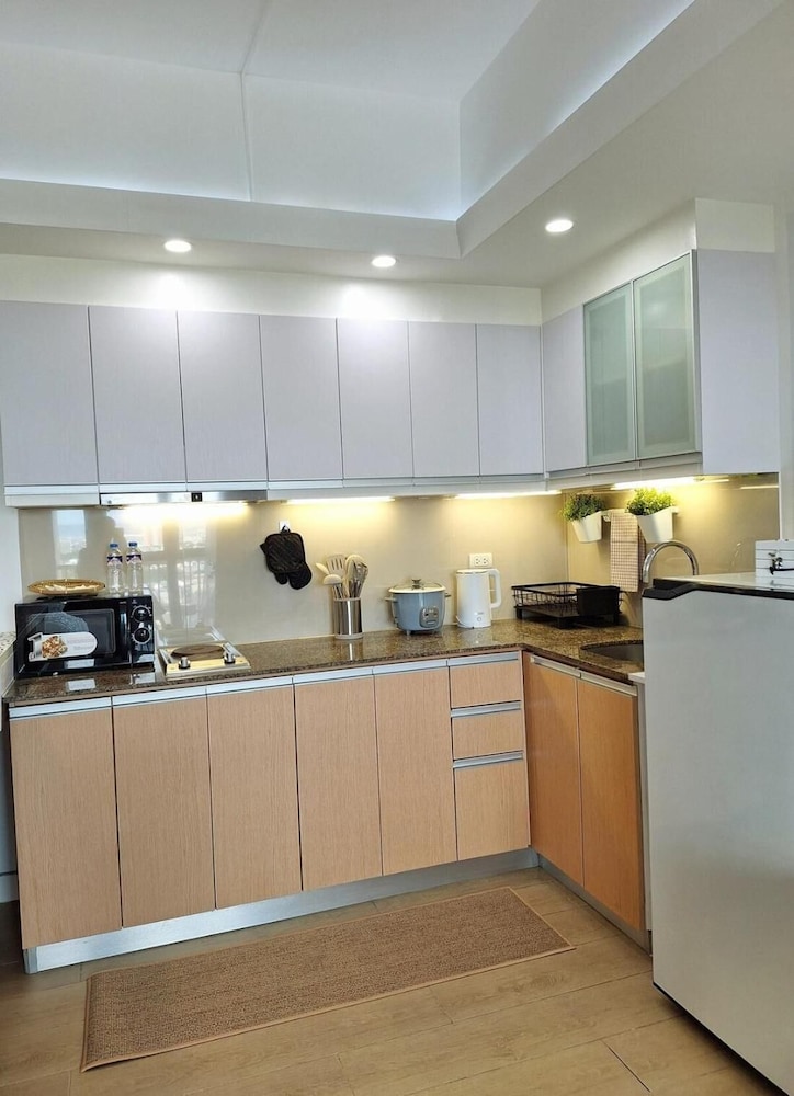 Luxury Coastal, Grand Canal View