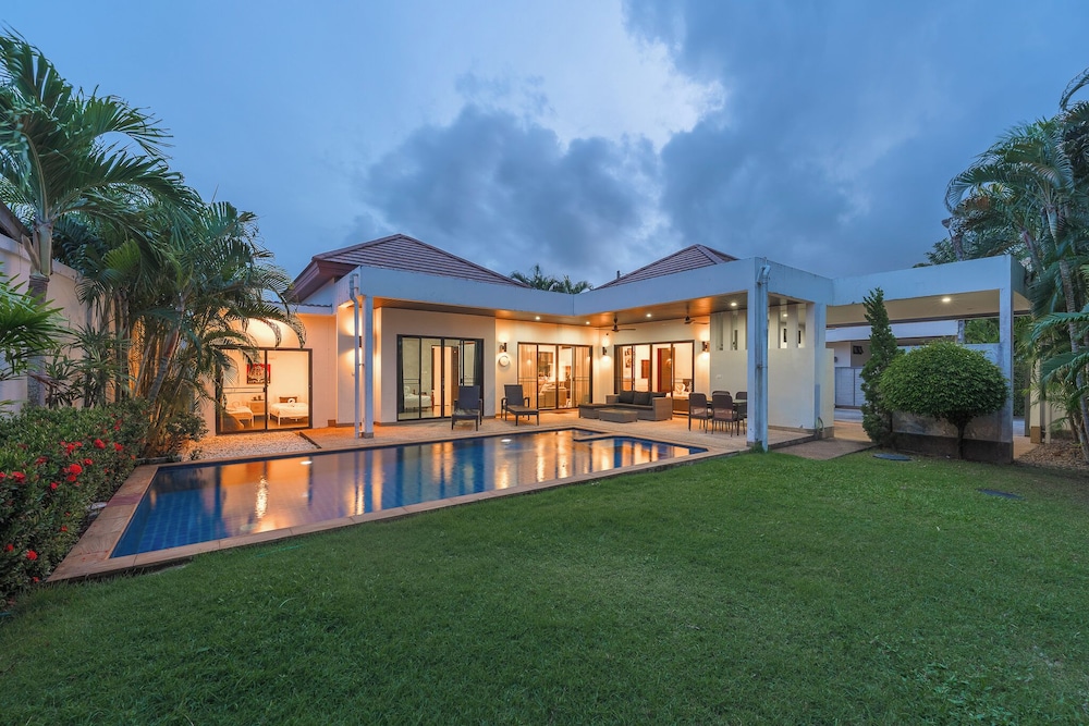 4Br Near Pier Private Pool & Garden V246