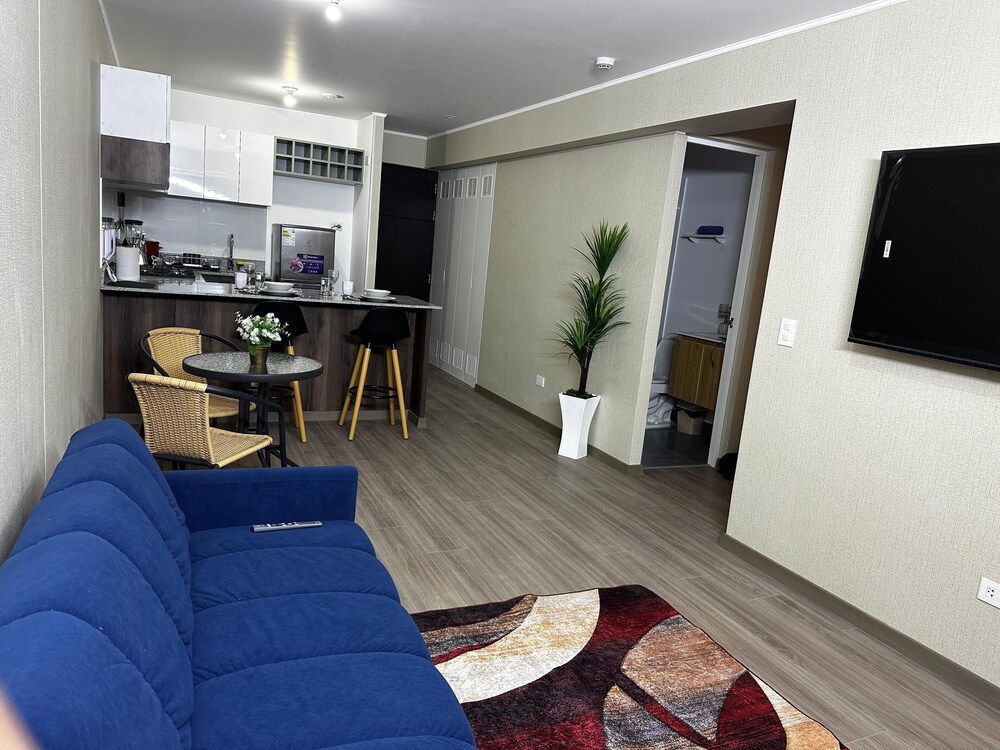 Family Apartment with a View (1309)