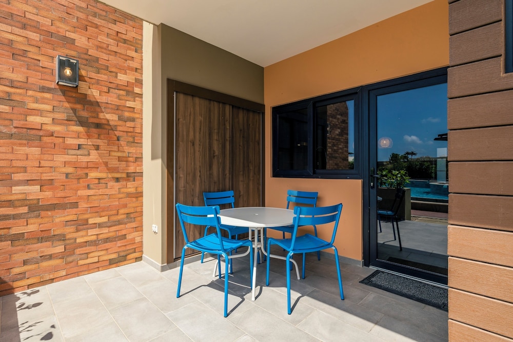 Bocobay Porta al Sole Condos