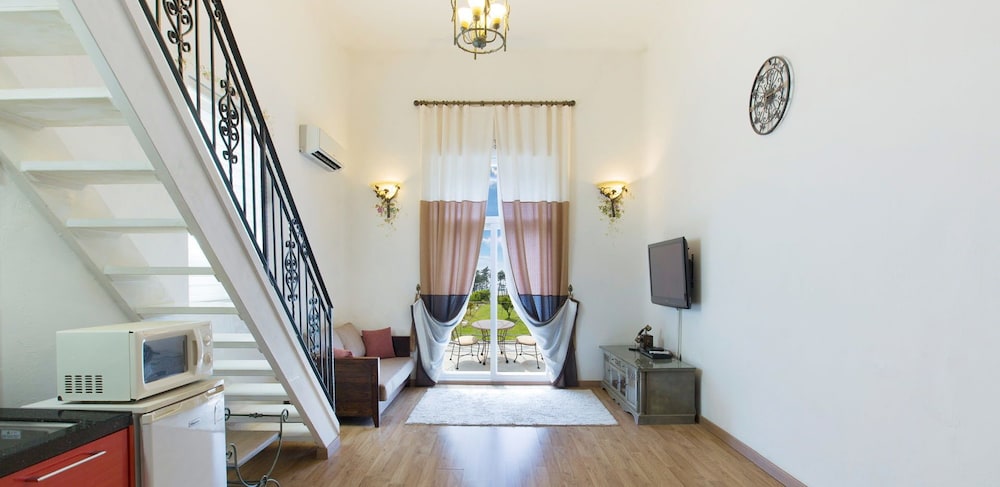 Pool Villa Linderburg