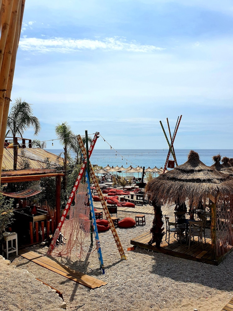 Olea Residence, Luxury sea View Apartment With Private Beach
