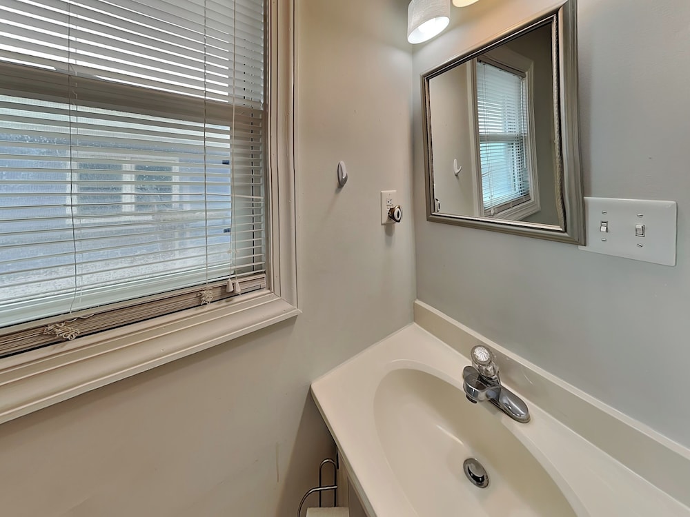 You-N-Sea by Topsail Realty