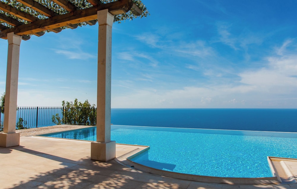 Olive Resort
