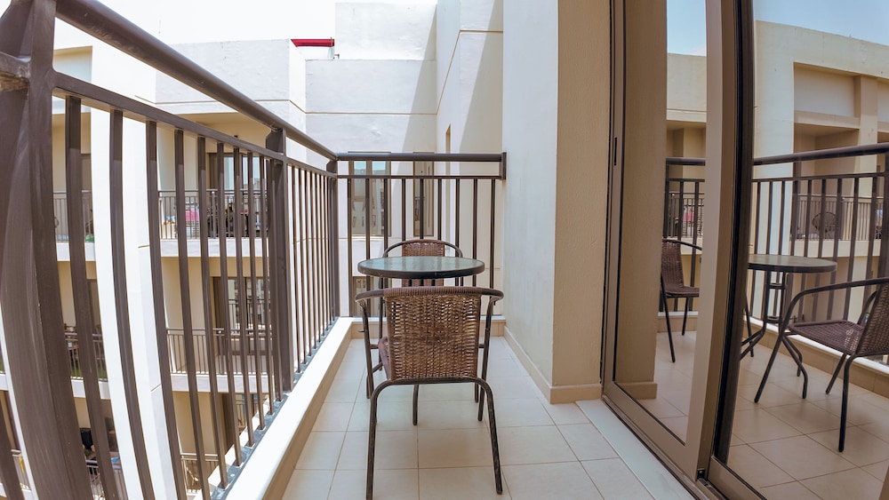 Silk Valley-Modern 2B in prime location