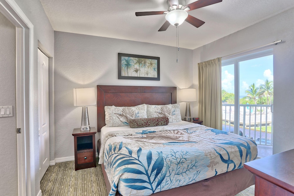 Sunset Vistas 211n