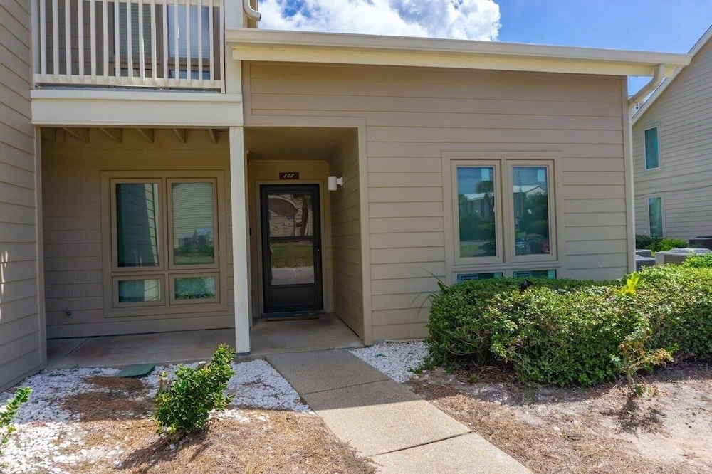 Family Tides 107 3 Bedroom Condo