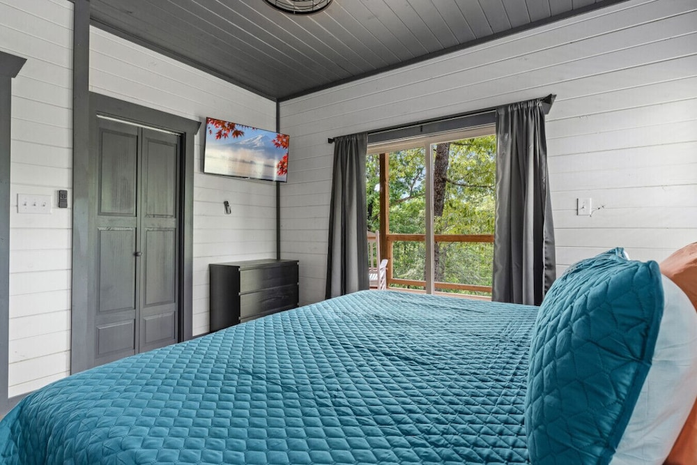 Summit Luxe Resort