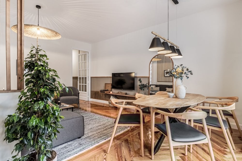 Benac - 3 Bedrooms and Terrace in Almagro
