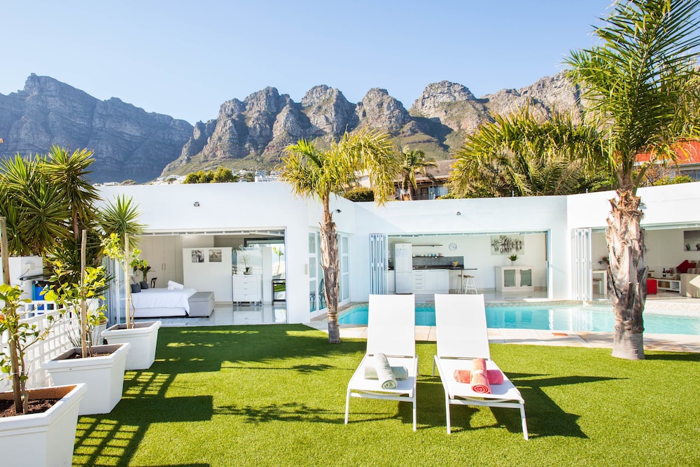 Funkey Villas