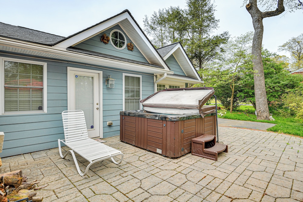 14 Mi to DC: Retreat w/ Patio & Sunroom!