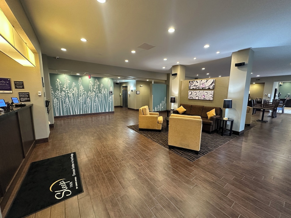 Sleep Inn Suites Fort Dodge - Property Image 27