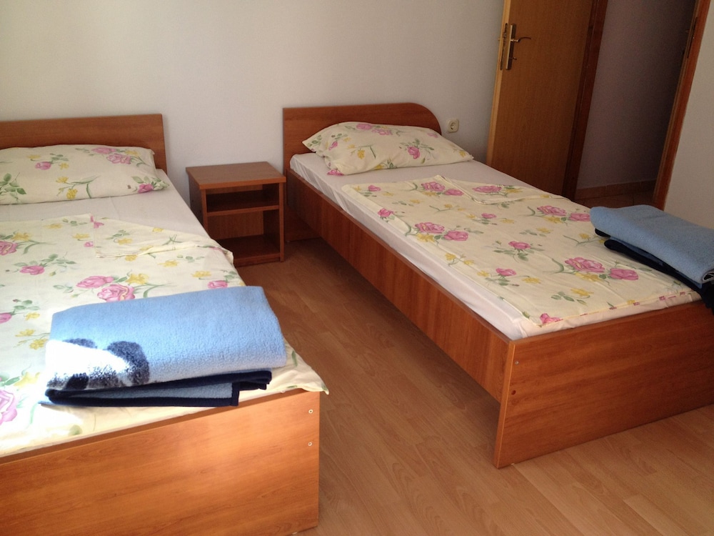 Sab - 40 m From Beach - A5 view 3