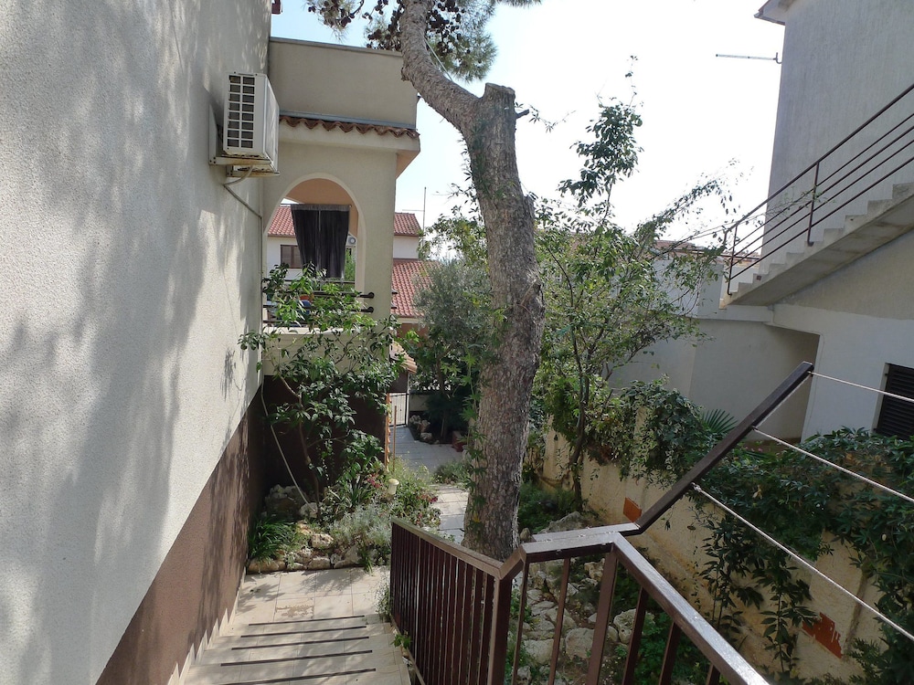 Apartment for 3 Persons With Beautiful Terrace view 3