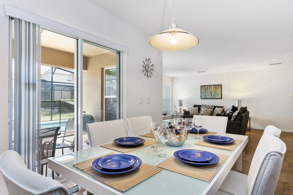 Veranda Palms 2629 - Image 2