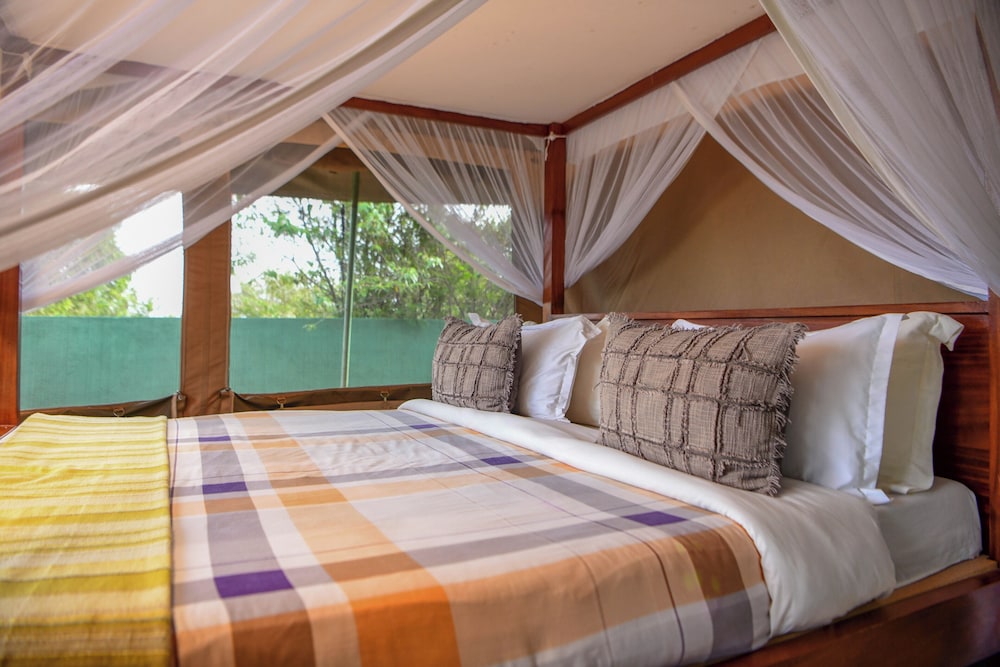 Oldarpoi Mara Camp