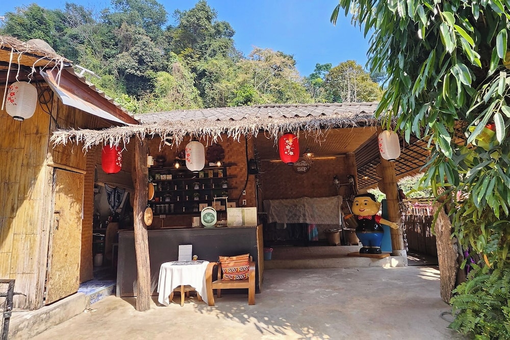 Mae Mae Home