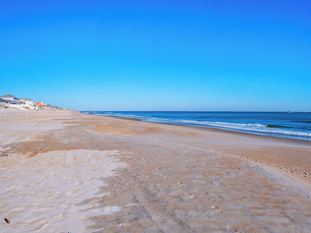 Vintage Vacation by Topsail Realty
