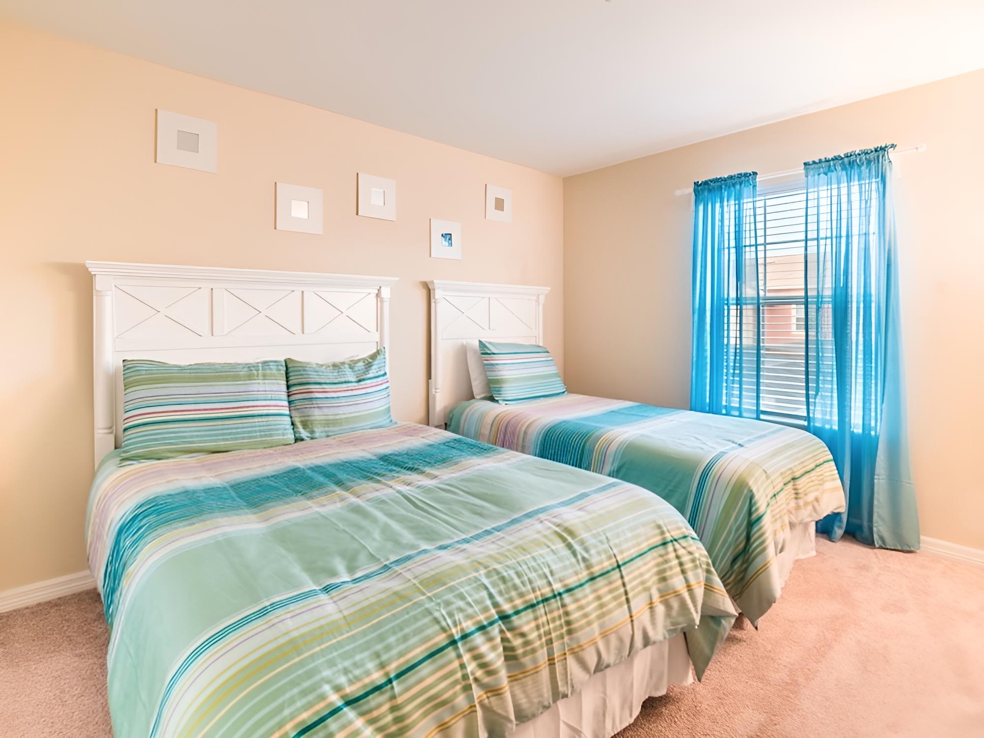 Paradise Palms 8925 - Image 4