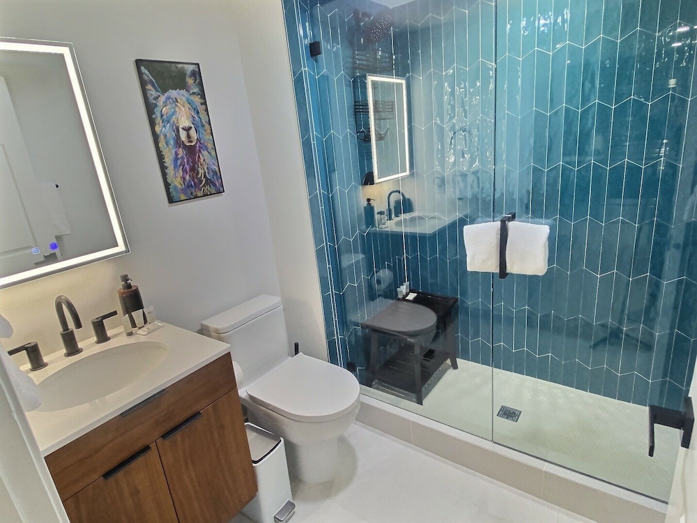Modern Majesty At Monitor #5 2 Bedroom Townhouse