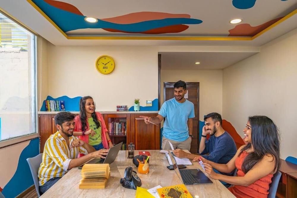 The Hosteller Bangalore, Brigade Road